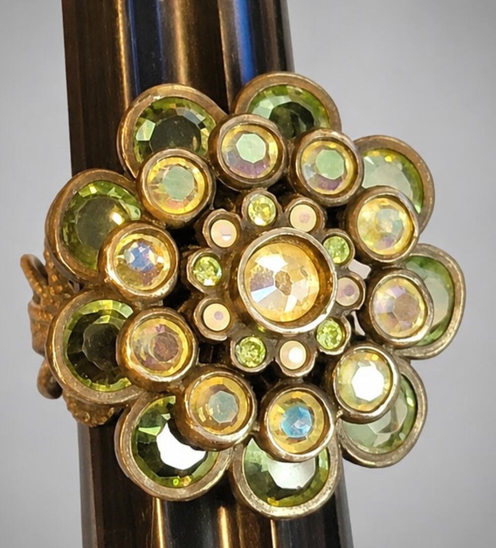 Sorrelli Ring Size 6 Glass Flower Ring Green Designer Floral AB Finish rr-1